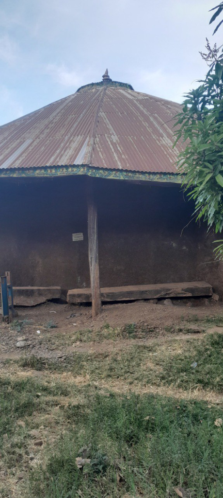 Ancient Building at Ura Kidane Mihret (Bete Yohannes)